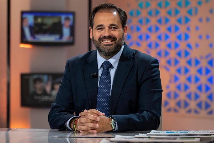 El presidente del Partido Popular de Castilla-La Mancha, Paco Núñez, durante su entrevista en CMM.