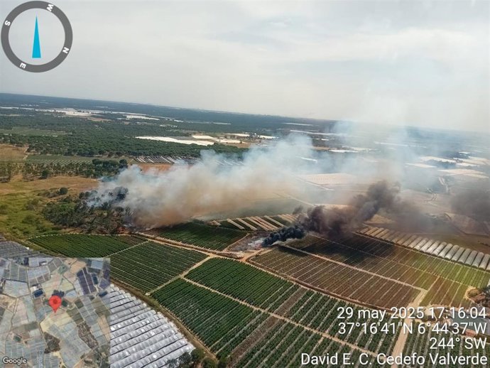 Segundo incendio este jueves en Lucena del Puerto (Huelva).