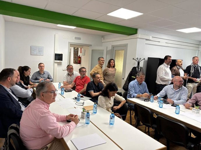 CaixaBank Dualiza y FES trabajan con empresas tecnológicas de Segovia ante la "demanda urgente" de personal cualificado.