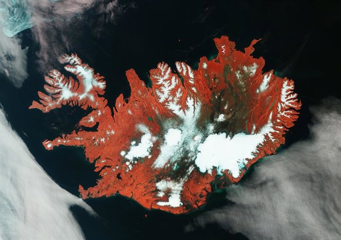 Islândia sem nuvens