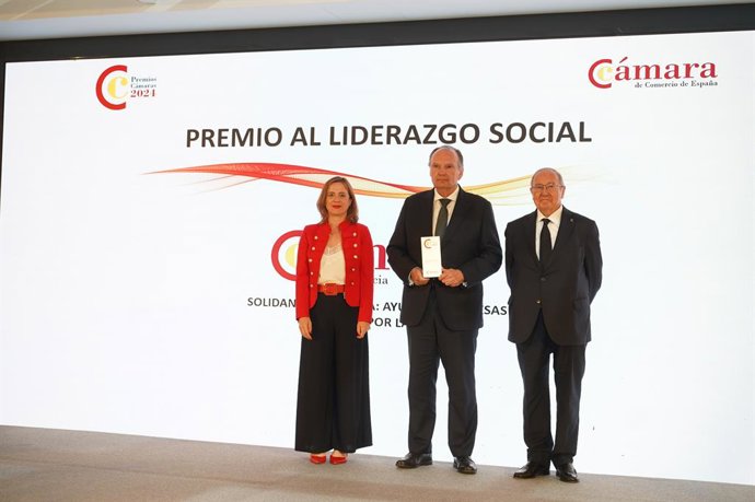 Cámara València, reconeguda amb el Premi Cámaras 2024 pel seu lideratge social davant de la DANA
