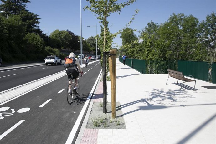 Nuevo carril bici de la Cuesta Beloso.