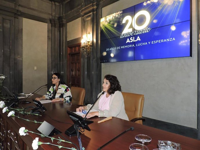La Asociación Sevillana de Lucha contra el Alzhéimer analiza avances y desafíos en torno a la enfermedad en una jornada en la Casa de la Provincia.