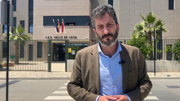El diputado regional de Podemos Víctor Egío