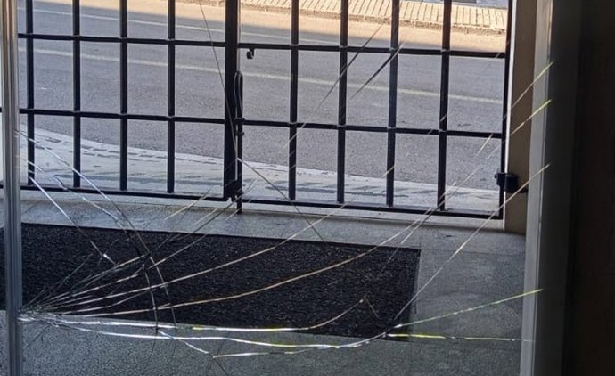 Puerta del PAC de Capdepera.