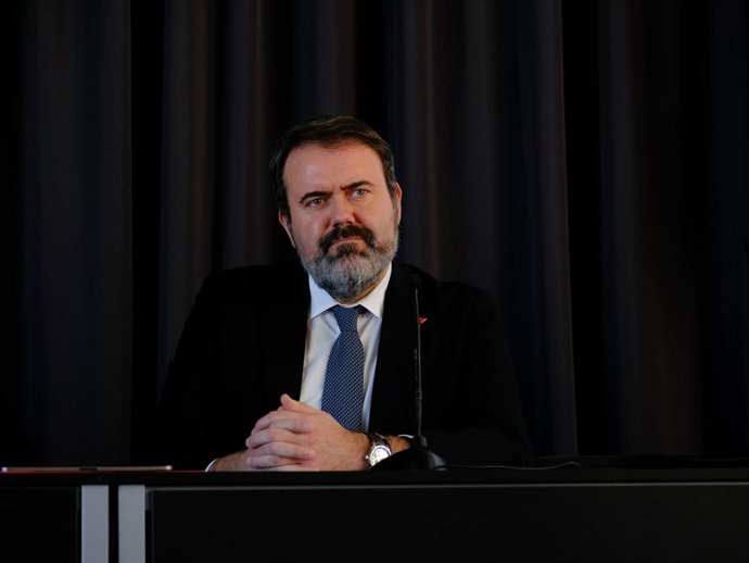 Archivo - El secretario de Estado de Infancia y Juventud, Rubén Pérez Correa, durante la clausura de la Asamblea de la Plataforma de Infancia, en el Círculo de Bellas Artes, a 14 de diciembre de 2023, en Madrid (España). La Asamblea de la Plataforma de In