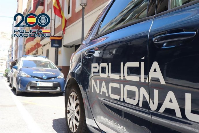 Archivo - Vehículos de la Policía Nacional, en una imagen de archivo.