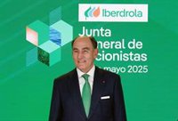 Galán (Iberdrola) pide una regulación incentivadora y seguridad jurídica para atender la demanda eléctrica