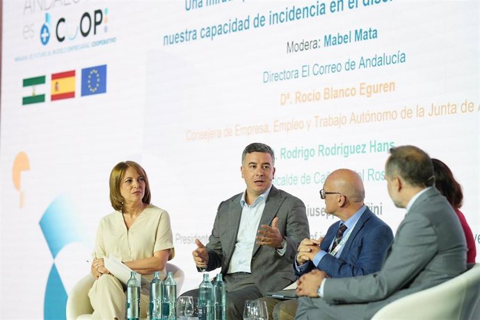 Rodríguez Hans en el congreso 'Andalucía es más coop: miradas de futuro al modelo empresarial cooperativo'