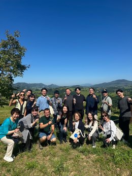 La delegación nipona ha estado compuesta por 16 importadores, somelieres, periodistas y profesores