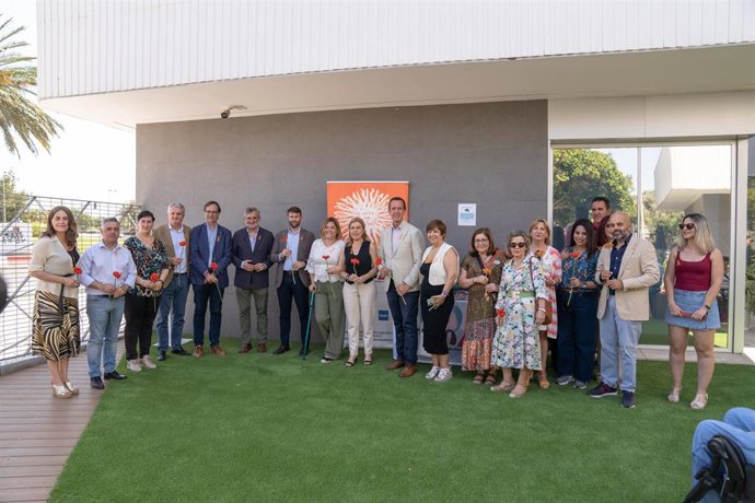 Acto en el Espacio Alma de Almería por el Día Mundial de la Esclerosis Múltiple con participación institucional y social.