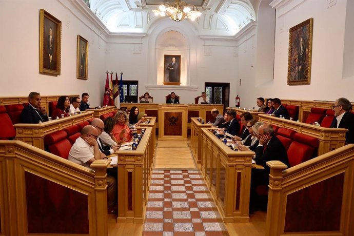 Pleno en el Ayuntamiento de Toledo
