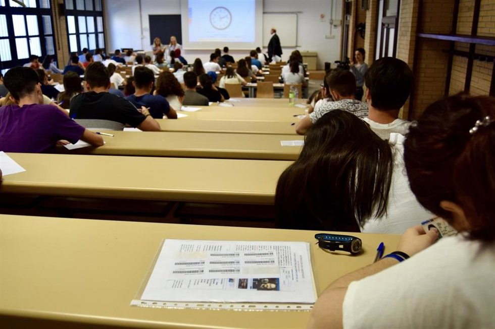 Archivo - Pruebas de Acceso a la Universidad, en Almería.