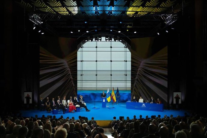 Acto institucional del Día de Canarias en el Auditorio Alfredo Kraus