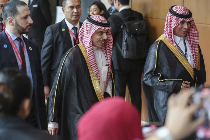 27 de maio de 2025, Kuala Lumpur, Malásia: Príncipe Faisal bin Farhan al-Saud, ministro das Relações Exteriores da Arábia Saudita, visto durante a Cúpula da ASEAN GCC China em Kuala Lumpur. Líder e delegados da 1ª Cúpula da ASEAN GCC com a China.