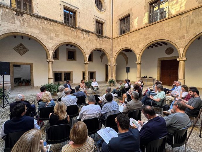 Acto de presentación del anuario 2024 de la Fundación Gabriel Alomar.