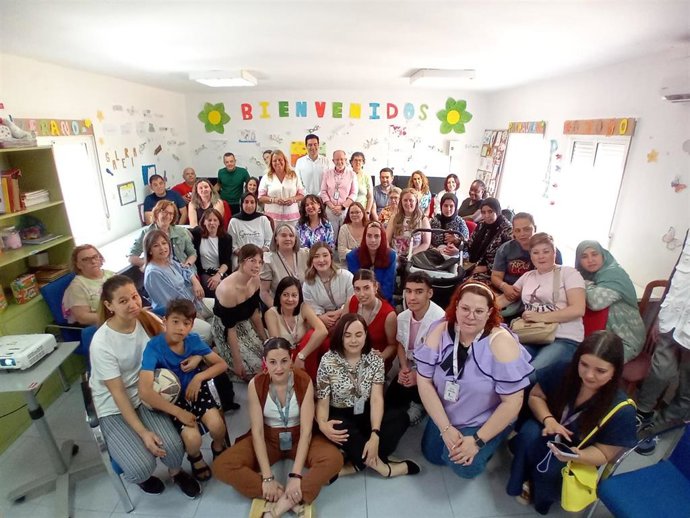 Encuentro en la sede de la asociación Álamos.