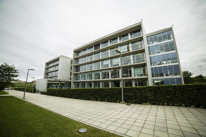 Archivo - El Gobierno ejecuta la opción de compra del edificio de APIA en el PCTCAN por más de 8,4 millones