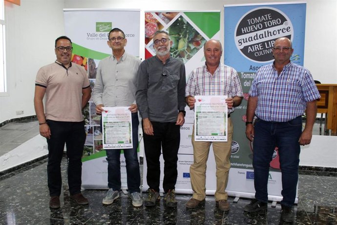 Jornada Técnica GO MHE (Material Hetereogéneo Ecológico) Tomate Huevo de Toro.