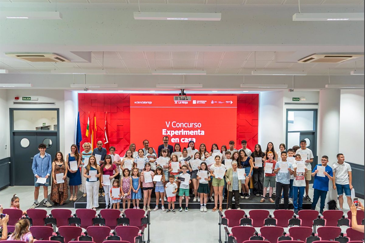 El CEIP Las Gaunas, el IES La Laboral y los hermanos Torroba Blanco ganan el V Concurso  Experimenta en casa 