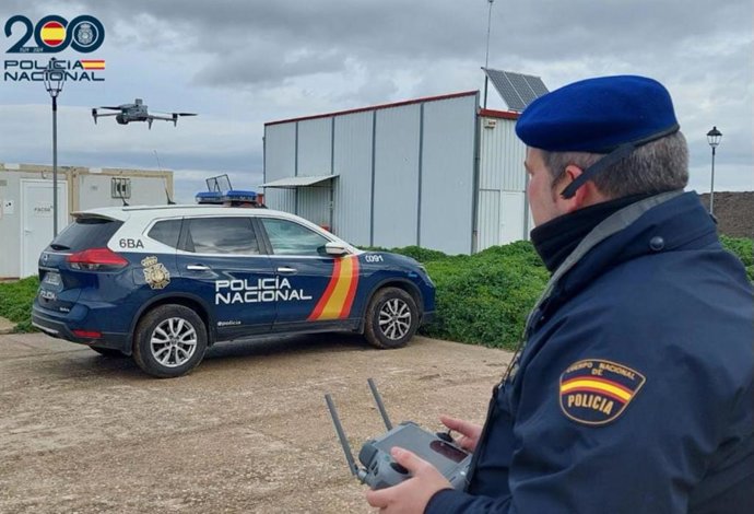 Identificado por volar un dron sin permiso durante las inundaciones de los ríos Chico y Adaja en Ávila