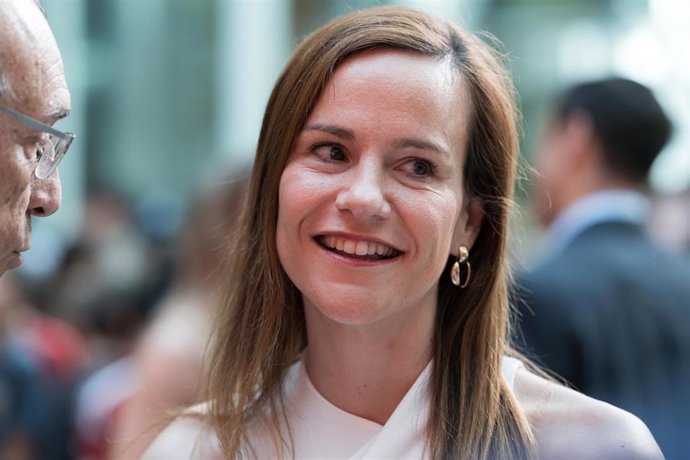 La portavoz de Vox en la Asamblea de Madrid, Isabel Pérez Moñino, durante la entrega de la Medalla de Oro de la Administración autonómica al futbolista del Real Madrid, Dani Carvajal, en la Real Casa de Correos, a 27 de mayo de 2025, en Madrid (España). E