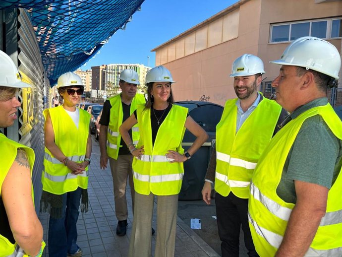 Aránzazu Martín visita las obras de la nueva residencia de Asalsido que la Junta apoya con tres millones