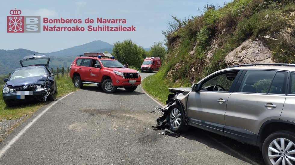 Imagen de los dos vehículos implicados en el siniestro vial.