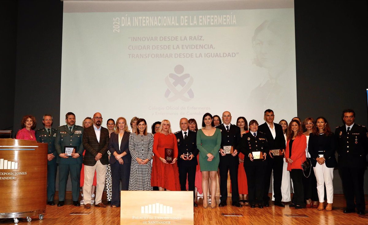 Buruaga asegura que no renuncia a alcanzar un acuerdo con los profesionales de la enfermería