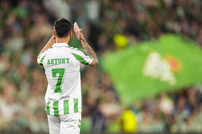 Antony Matheus dos Santos, Real Betis