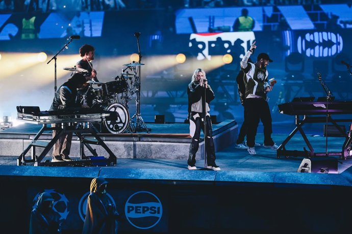 LINKIN PARK ROCK THE UEFA CHAMPIONS LEAGUE FINAL KICK OFF SHOW PRESENTED BY PEPSI