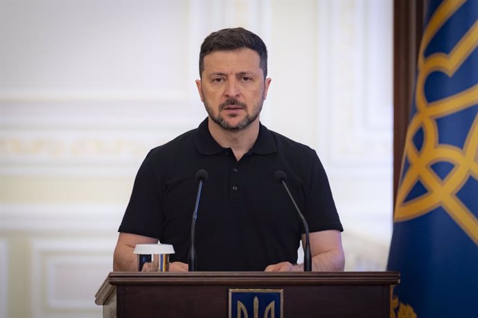 May 27, 2025, Ukraine, Ukraine, Ukraine: Ukrainian President Volodymyr Zelensky meets with Special Forces veterans and families of fallen soldiers to present state awards in Kyiv, Ukraine, on May 27, 2025