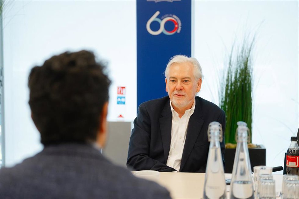 El consejero delegado (CEO) de Philip Morris International (PMI), Jacek Olczak, durante una entrevista en exclusiva concedida a Europa Press con motivo de las jornadas 'Technovation', organizadas por la propia compañía en la ciudad suiza de Neuchtel.