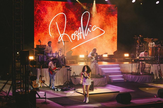 Actuación de Rosario