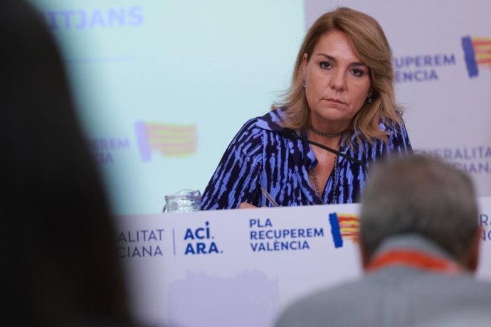 La vicepresidencia primera y Servicios Sociales, Igualdad y Vivienda, Susana Camarero