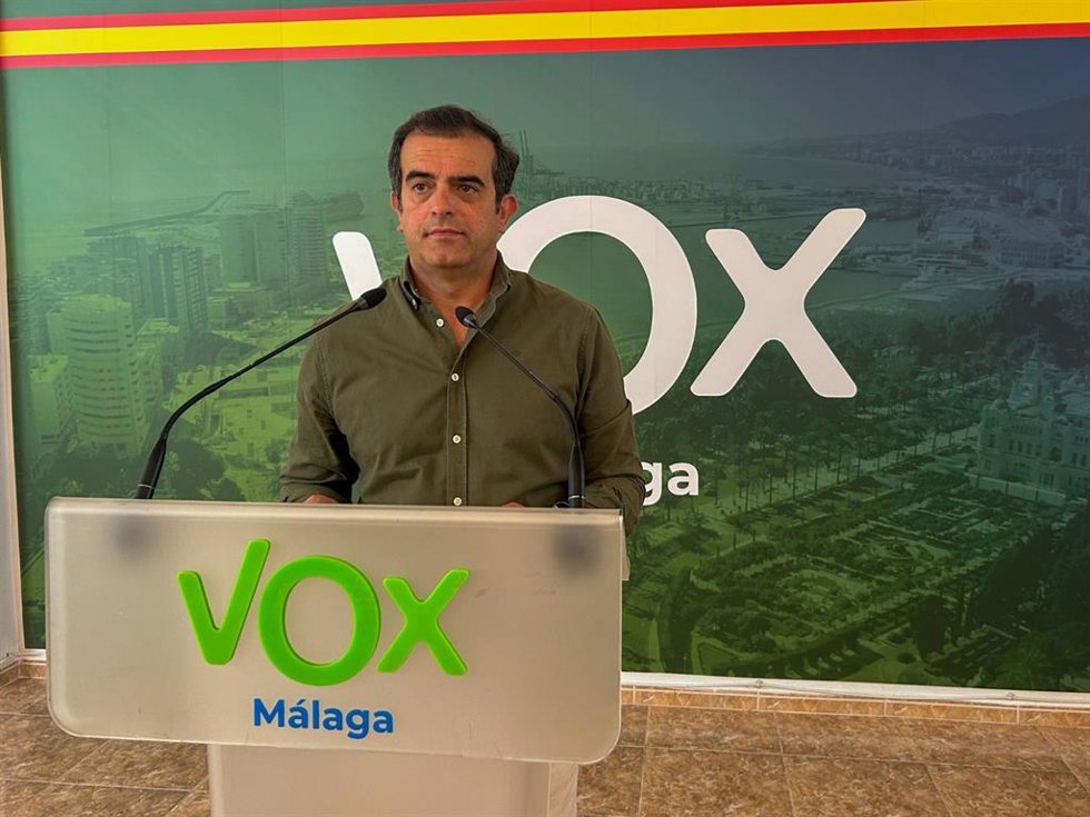 Imagen de archivo del presidente de Vox Málaga, Antonio Sevilla, en rueda de prensa.