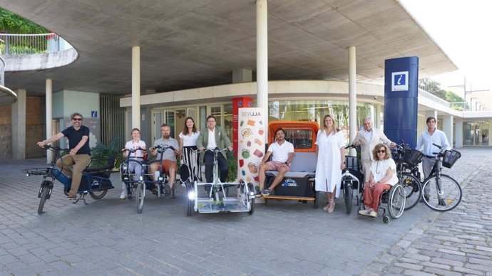 El Ayuntamiento fomenta la movilidad turística inclusiva con bicicletas adaptadas y de carga.