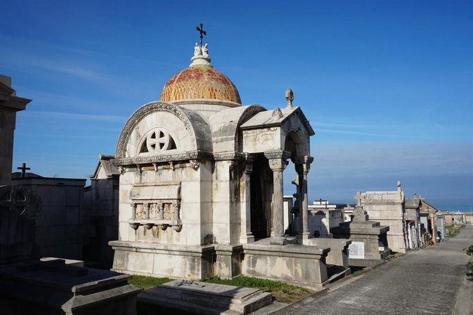 Panteón de la Familia Pardo del cementerio de Ciriego