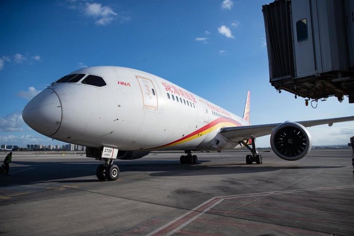 Archivo - Avión en el Aeropuerto Internacional Ben Gurión, en Israel (archivo)