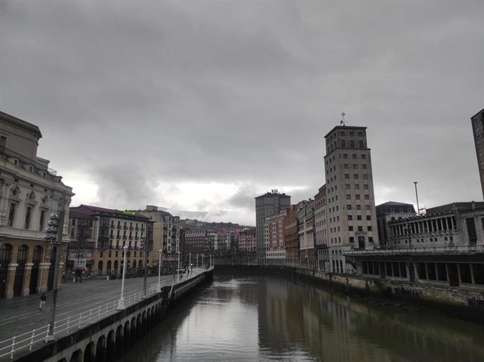 Archivo - Nubes en Bilbao