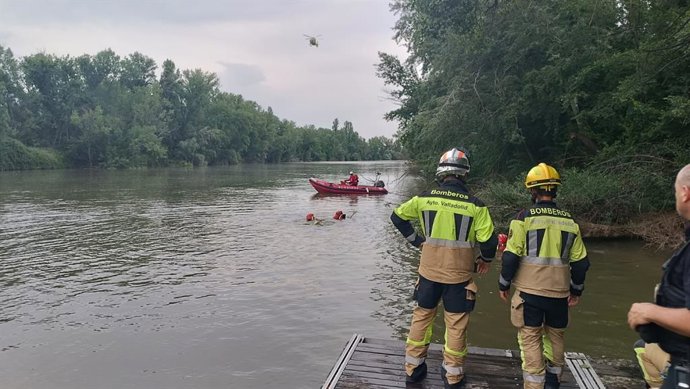 Dispositivo de búsqueda de un joven en el río Pisuerga, en Valladolid.