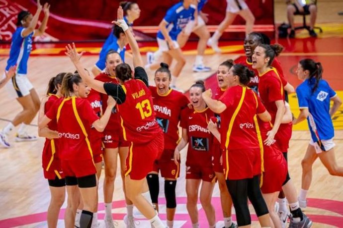 A Espanha também venceu a Itália em sua preparação para o Eurobasket