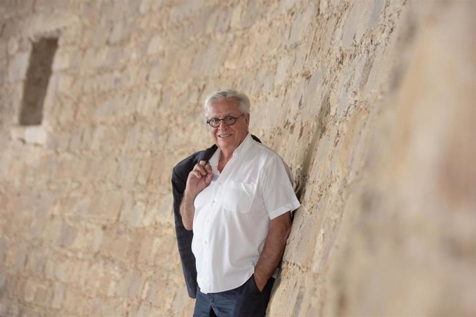 Archivo - El exalcalde de Barcelona y exministro socialista de Industria, Comercio y Turismo, Joan Clos,  en una imagen de archivo