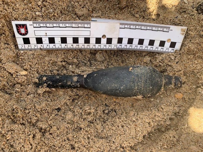 Proyectil neutralizado en la playa de Camposoto en San Fernando (Cádiz)