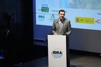 Moreno aspira a que Andalucía sea líder en regeneración de agua y apela al Gobierno para avanzar en desalación