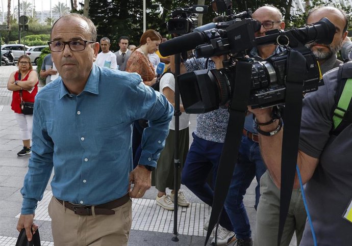 El jefe de Climatología de Aemet, José Ángel Núñez, a su llegada a los juzgados