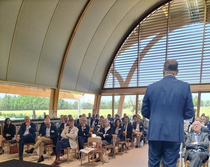 Grupo Rioja analiza la trayectoria y el futuro de la DOCa Rioja