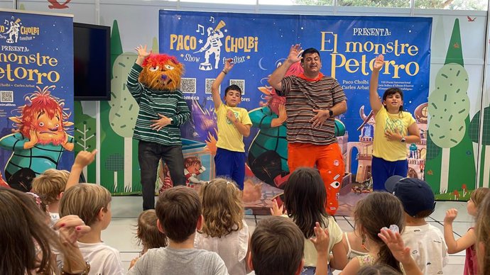 La divertidísima representación en la Feria del Libro de Madrid.