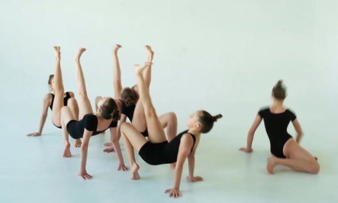 Alumnado de la Escuela de Danza de Plasencia de la Diputación de Cáceres