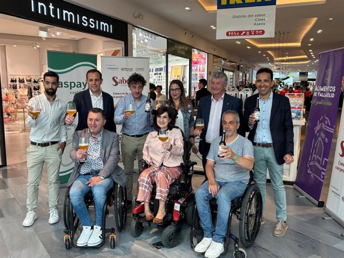 Inauguración del nuevo stand de Saborea Castilla y León y La Birra Láctea, en colaboración con Aspaym